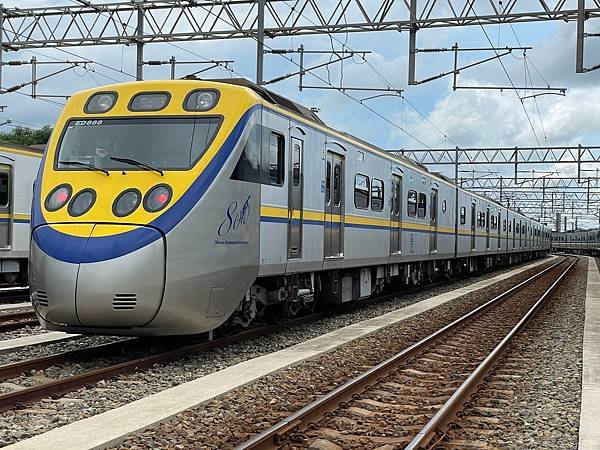 P006 三鶯重工 N-Gauage EMU800基本、增節