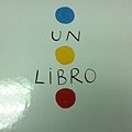 UN LIBRO.JPG