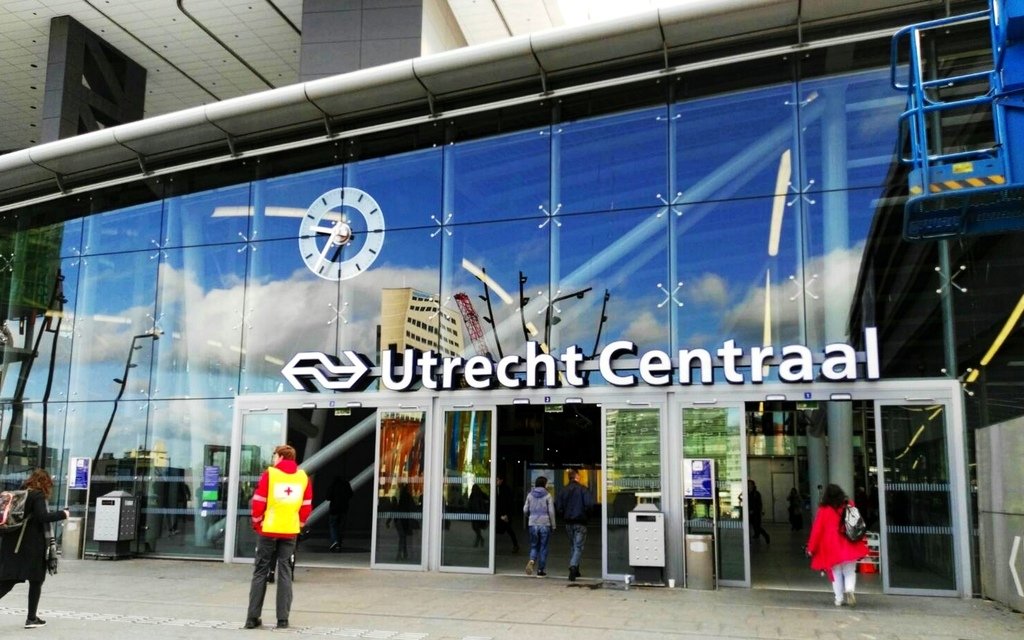 烏得勒支Utrecht Centraal - 【2017 。荷蘭】超極貴婦團 曼谷，鹿特丹，海牙，台夫特，烏得勒支