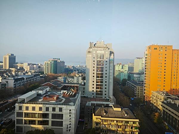 2025年1月1日杭州 -- 深圳 -- 香港