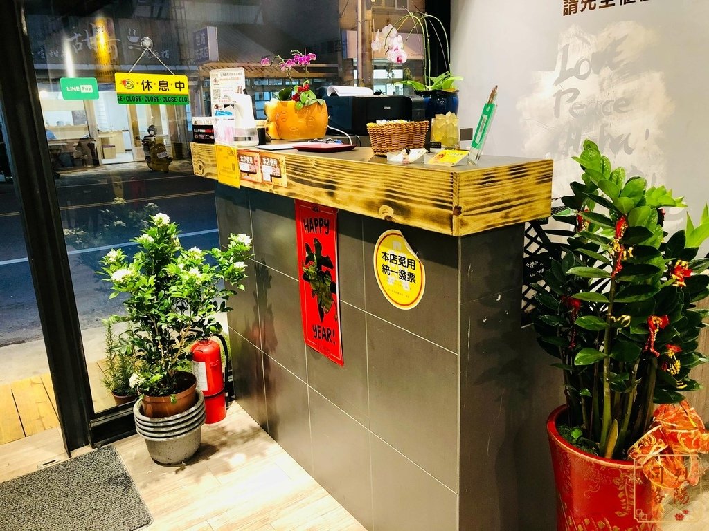 old平價牛排館 花蓮美食 烈陽問路 菜單 (1).jpg