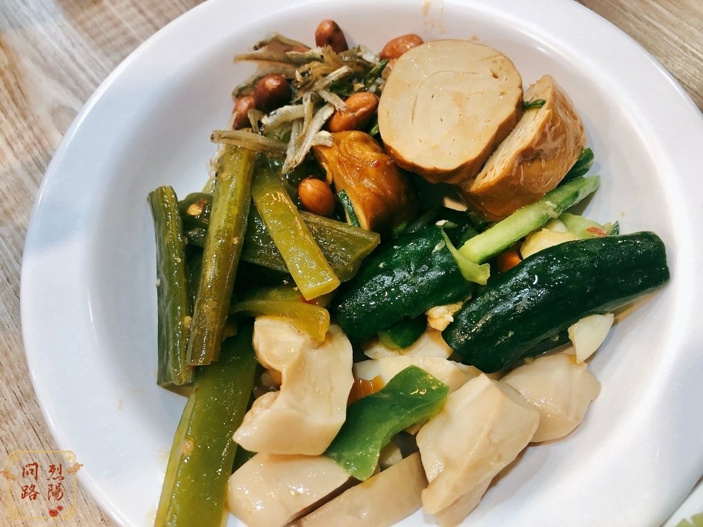 臻品平價牛排館 花蓮新開幕 聚餐推薦 buffet吃到飽  花蓮美食 菜單 烈陽問路 (27).jpg