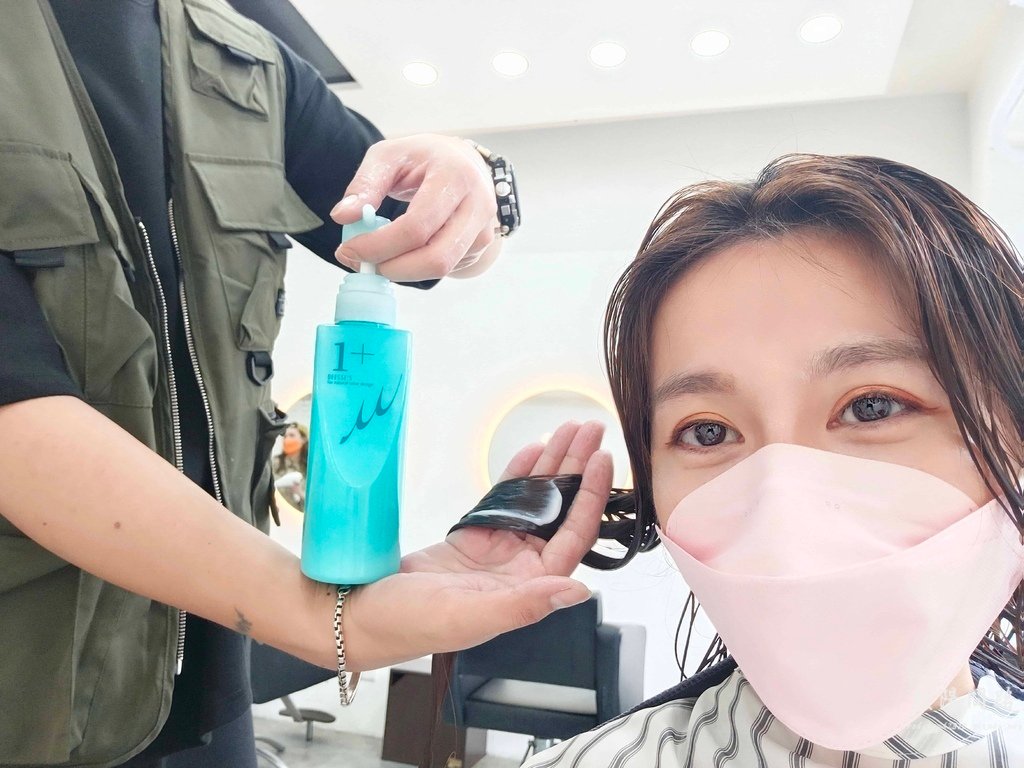 台北士林美髮推薦 A hair salon 頭皮淨化 護髮 烈陽問路 (28).jpg