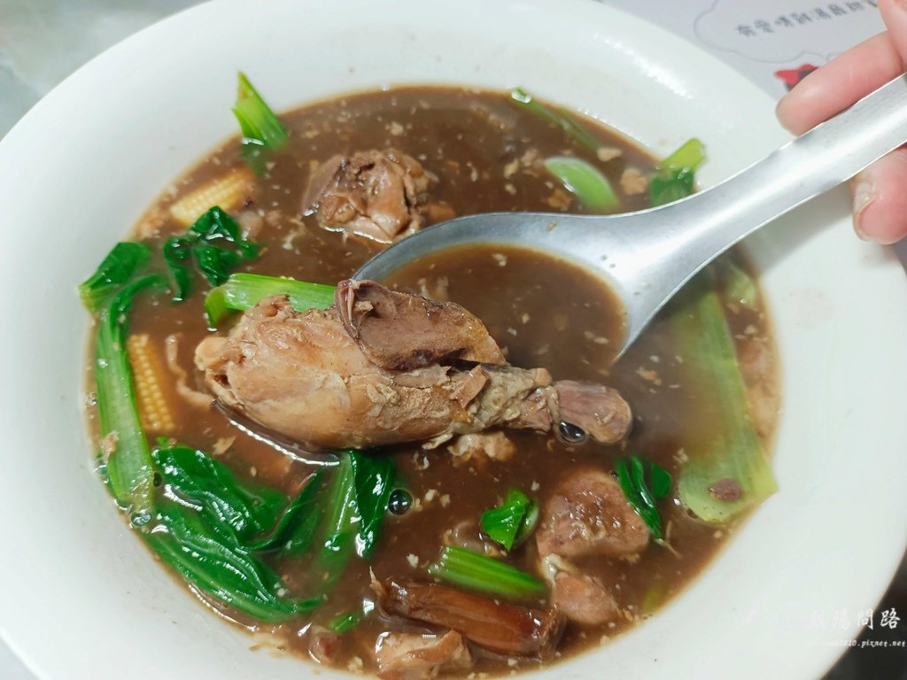 宅配美食 包養之道 黑蒜頭雞湯 剝皮辣椒雞湯 非冷凍雞湯 烈陽問路 (10).jpg