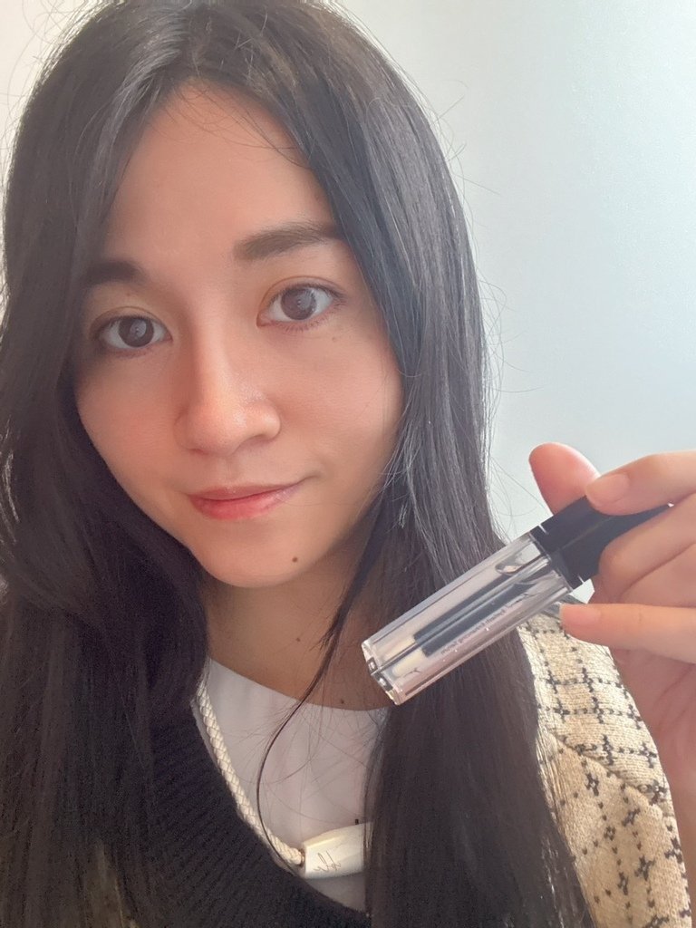 YV Stuff睫毛精華液 (8).jpg
