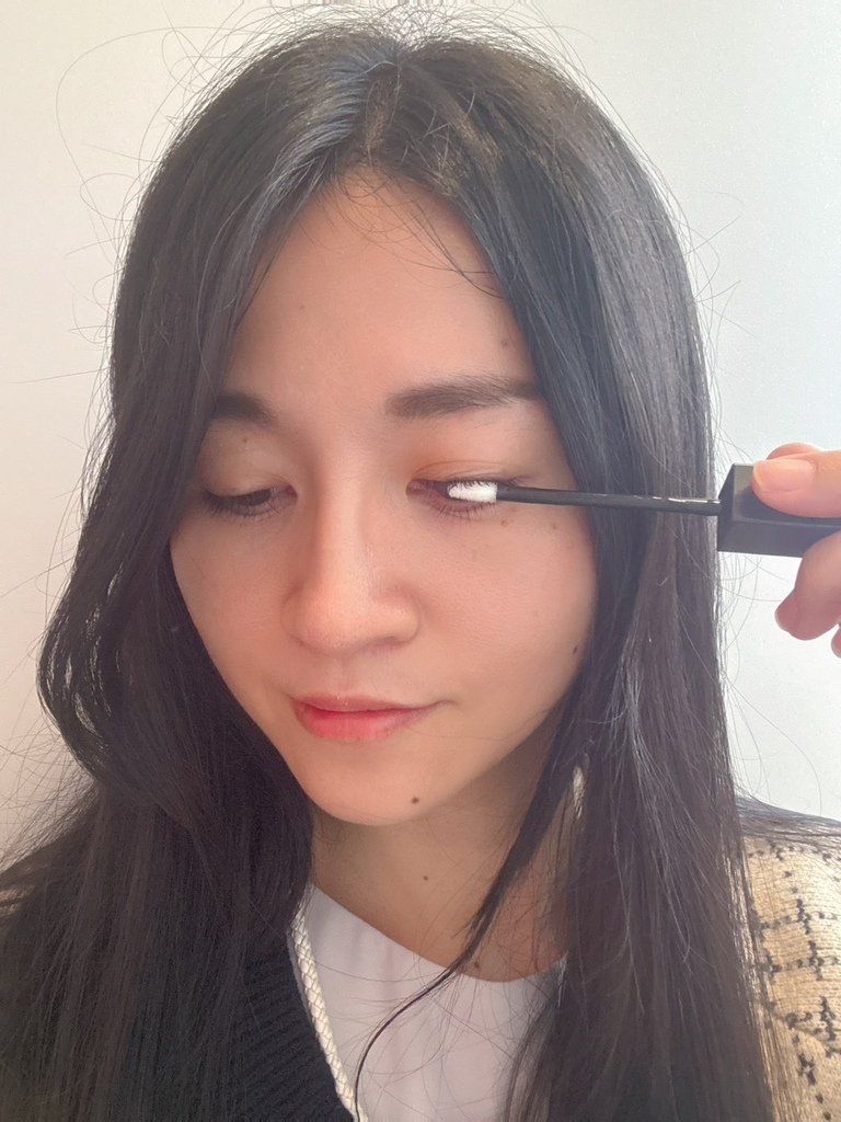 YV Stuff睫毛精華液 (9).jpg