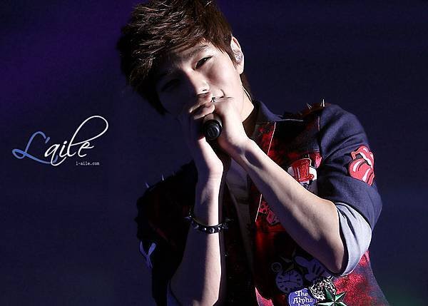 120212-in06