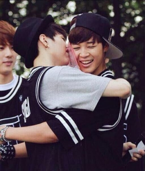 dc8ce66a2a758a9f428181d437c548e0--bts-yoonmin-yoonmin-love.jpg