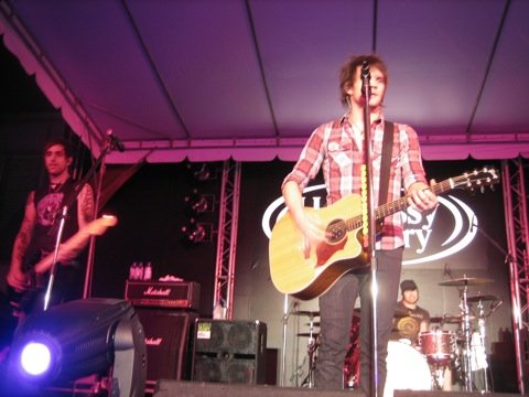 Hennessy Artistry BOYS LIKE GIRLS