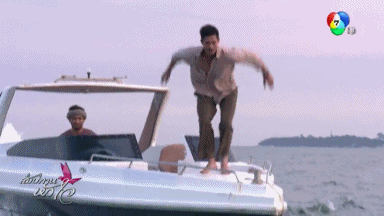 p87mb8hllsUH3FBhs3S-o.gif