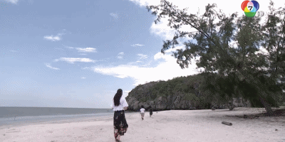 p89hwwv2dWYPZMXps4a-o.gif