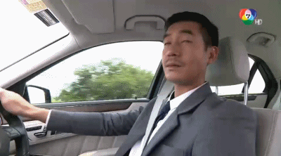 p8mgozbcqbc7d2J3JV4-o.gif