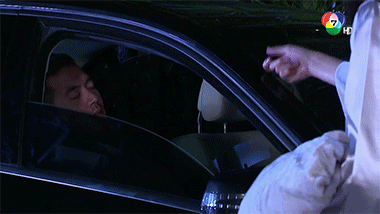 p8xnkfoc6ktsAjS7M6-o.gif