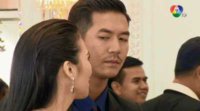 p9nej6g30mue1vx6oQn-o.gif