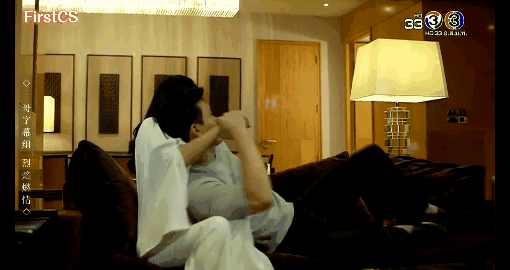 0079O0cVgy1g2lwkzlt5gg30e607iu0x.gif
