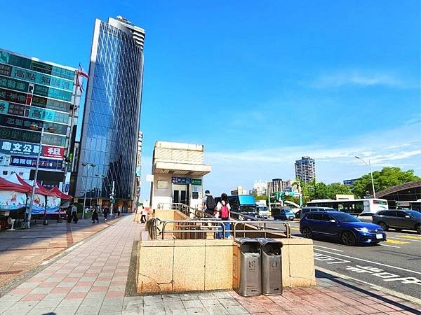 JR Biz center(JR商務中心)-Taipei main station baggage depositluggage deposit department map.jpg