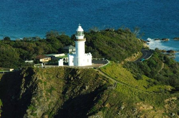 Byron_bay.lighthouse.2003_09.jpg