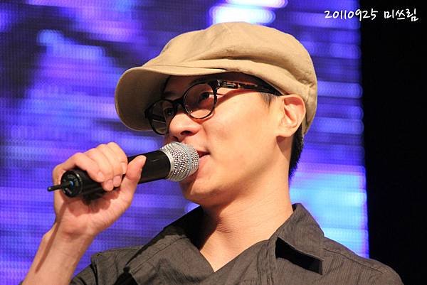 D-110925演出-4.jpg