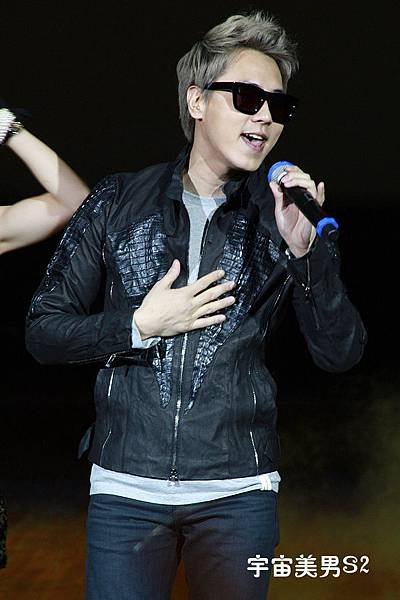 D-120107FM-14.jpg