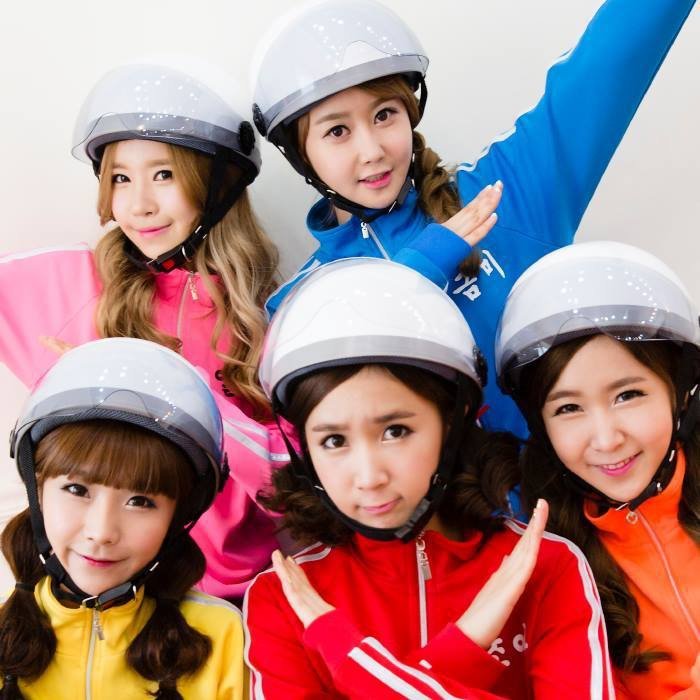 Crayon Pop-131215-2