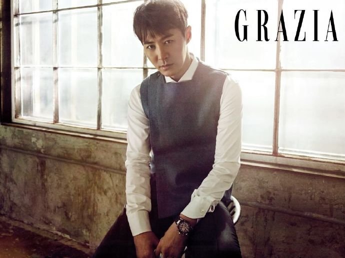 J-151015Grazia-1