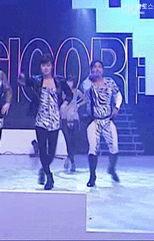 J-模仿2.gif