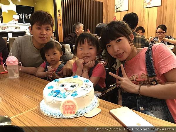 2017-05-06 母親節之芸生日_170509_0038.jpg