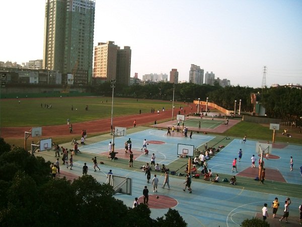 福和橋下河濱公園