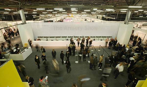 20120307_armoryshow_mader_1462_sized_1