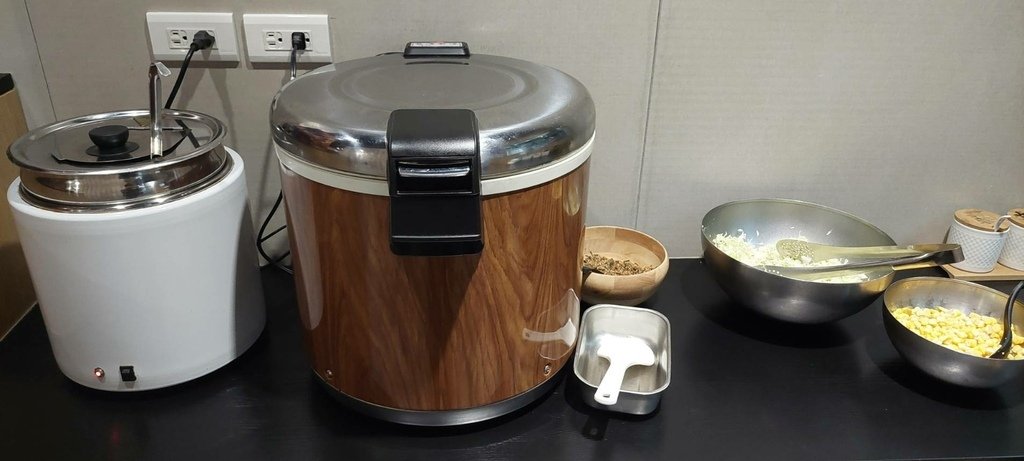 味自慢牛排自助吃到飽.jpg