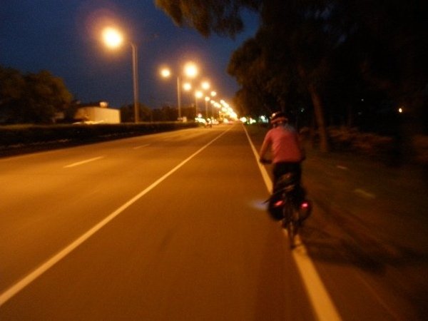 夜晚街燈照起的嘉南平原  也有著另一面安靜的美.JPG