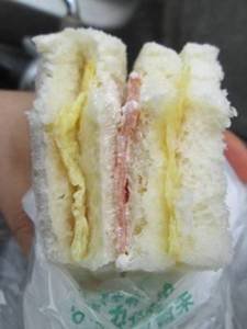 洪瑞珍三明治02.jpg