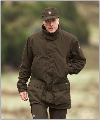 2. Fjallraven Alter長大衣.jpg