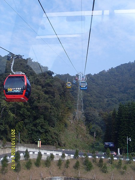 SL372413.JPG