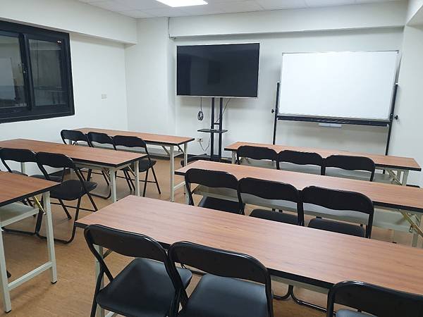 18人內，404 會議室。_200605_0001.jpg