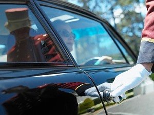 禮車租賃及司機服務