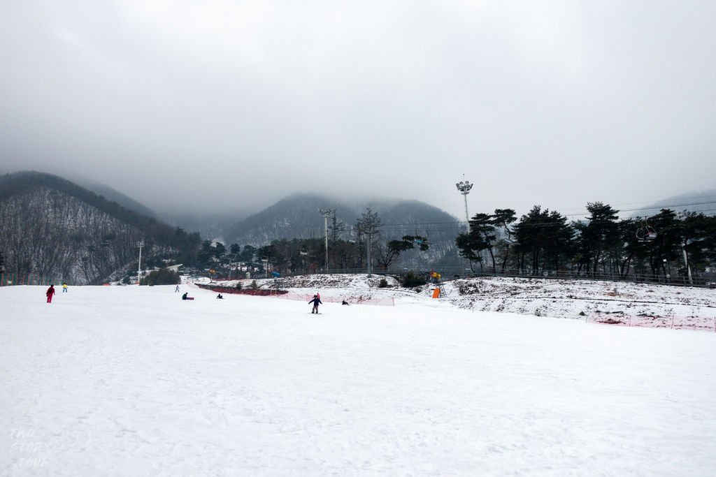 芝山滑雪場_韓國滑雪-初級滑雪-教學區-by_Two_Story_Tour.jpg