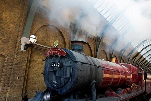 Hogwarts-Express.jpg