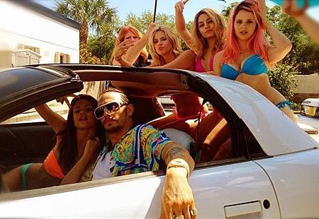 254301-the-cast-of-spring-breakers-on-set-at-florida