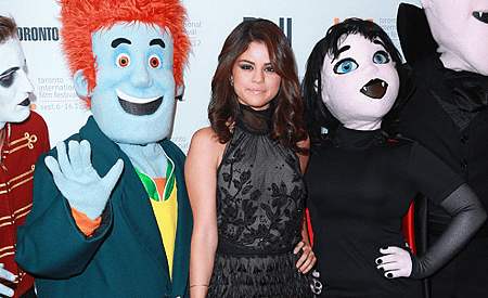 selena-gomez-in-alberta-ferretti-tiff-hotel-transylvania-premiere_002