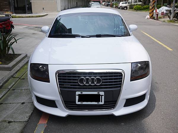 AUDI TT