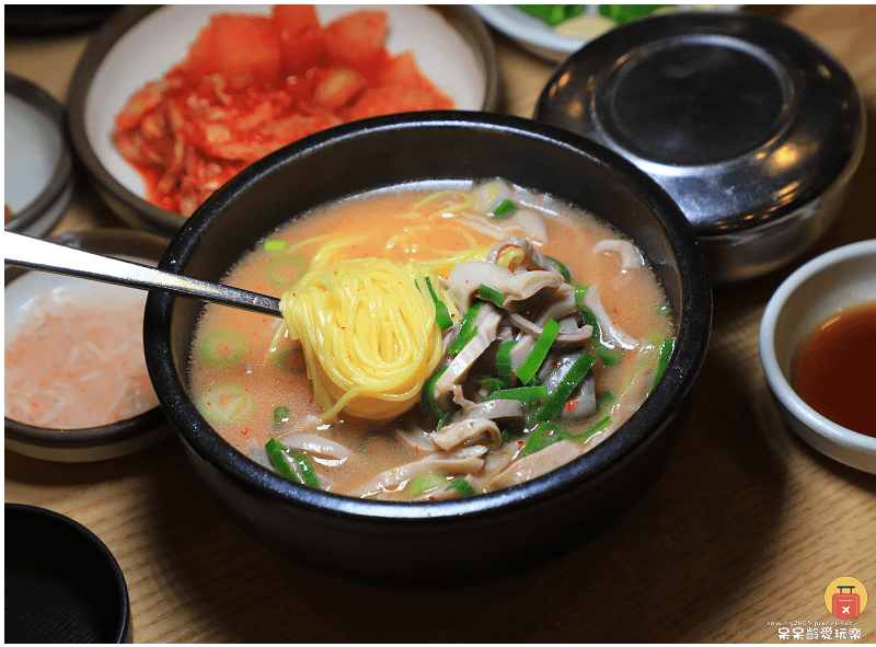 釜山西面美食｜松亭三代豬肉湯飯송정3대국밥！釜山國民平價美食