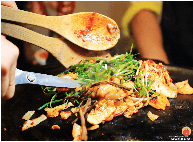 濟州島美食｜TOP富平總店탑부평 본점！黑豬肉一條街！在地人