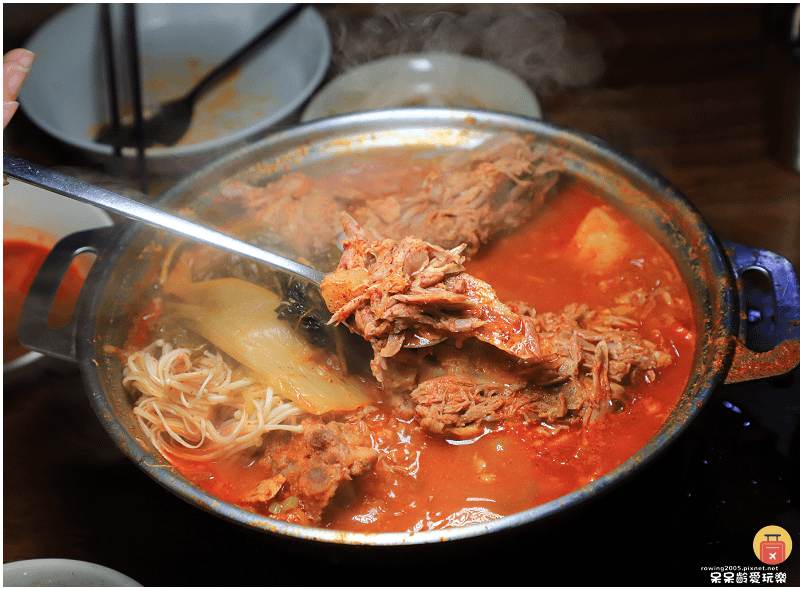 首爾美食｜祖傳三代馬鈴薯排骨湯소문난성수감자탕！聖水洞人氣美