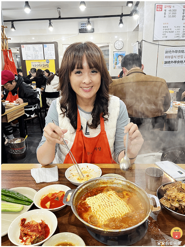首爾美食｜祖傳三代馬鈴薯排骨湯소문난성수감자탕！聖水洞人氣美