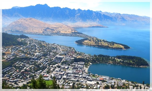 Queenstown under Skyline 1