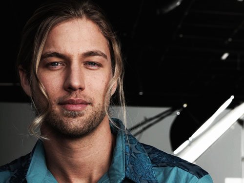 Casey James.jpg