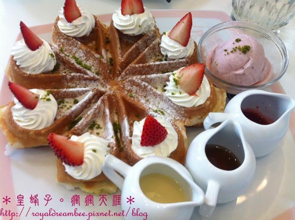 dazzling cafe 台中三越6.jpg