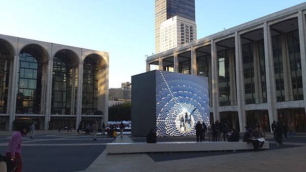 lincoln_center_1.jpg