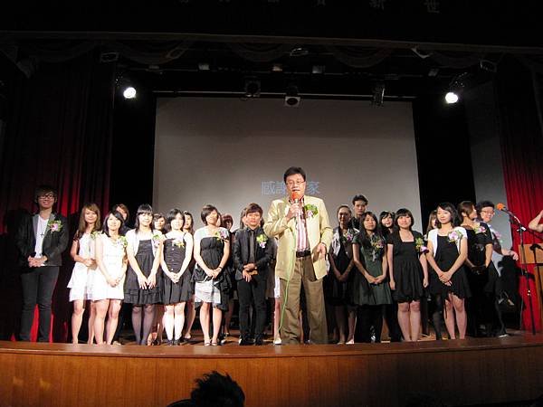 第二屆廣播劇團.JPG